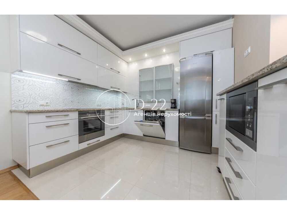 Здам довгостроково 3-к квартиру Київ, Шевченківський, вул. Степана Руданського, 4. 