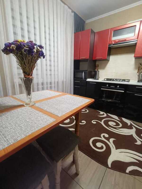 Продам 2-к квартиру Білоцерківський, Біла Церква, Линників, 15. 