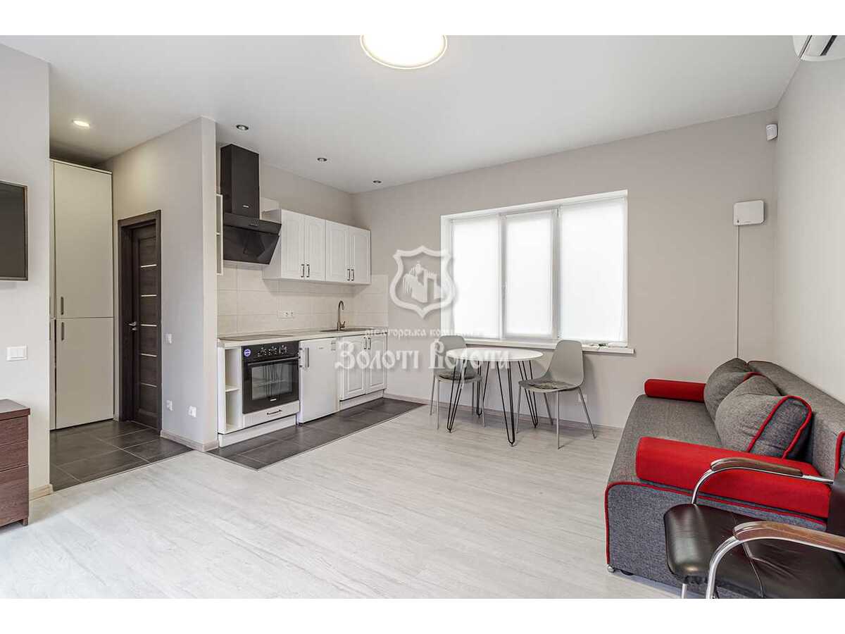 Продам 1-к квартиру Київ, Дарницький, вул. 55-а Садова, 1. 