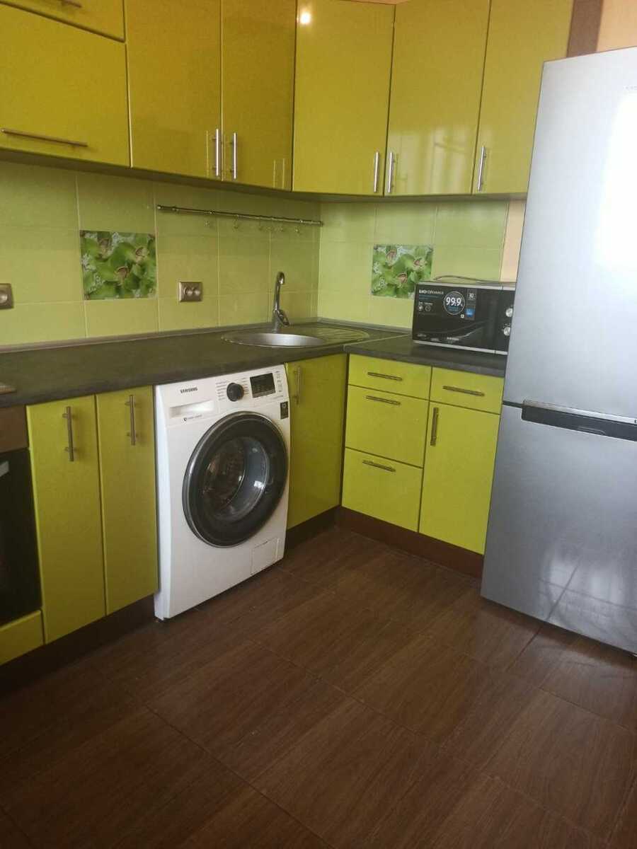 Продам 1-к квартиру Бучанський, Гостомель, Бучанское шоссе. 