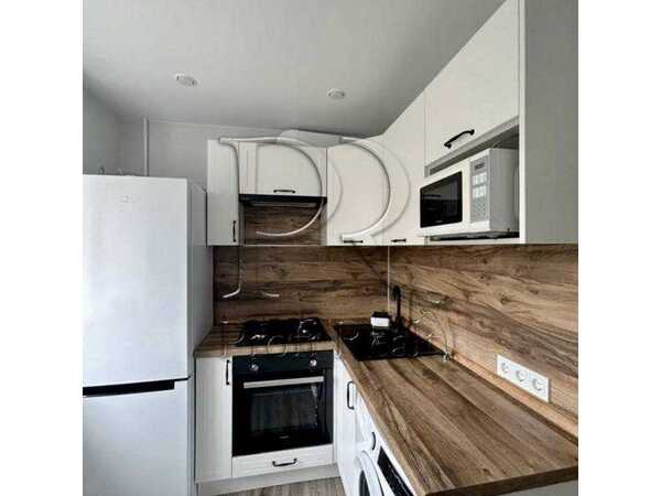 Продам 2-к квартиру Київ, Святошинський, просп. Леся Курбаса, 4. 