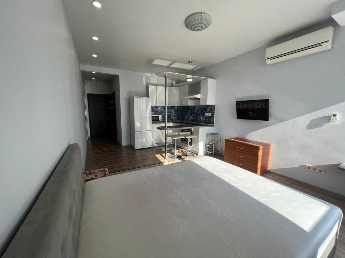 Здам довгостроково 1-к квартиру Київ, Дарницький, вул. Зарічна, 3А. 