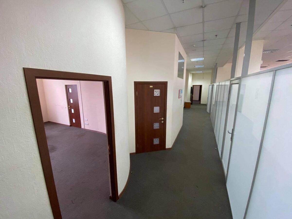 Продаж / Офіс / Харківське шосе, Харківський масив, Київ