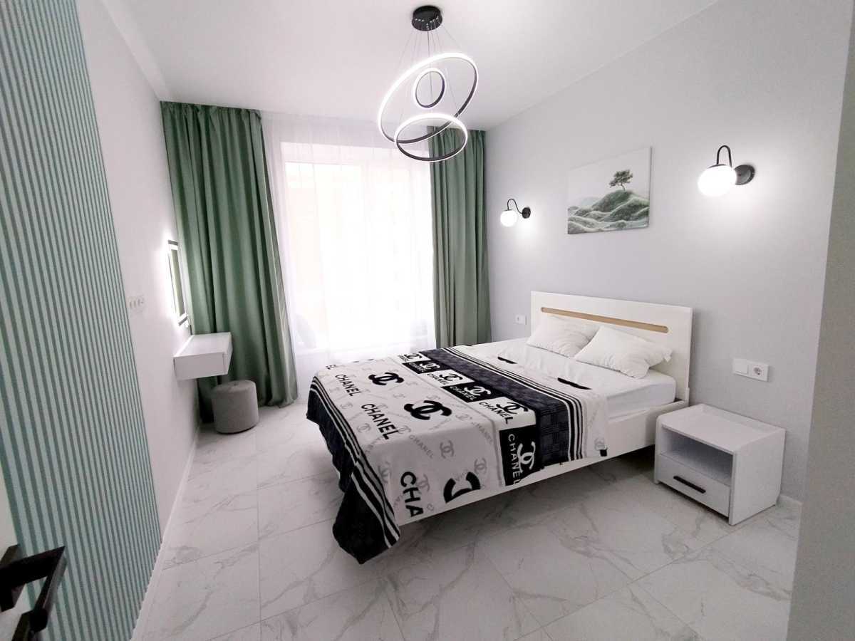 Продам 1-к квартиру Бучанський, Ірпінь, Сингаевского, 8К. 