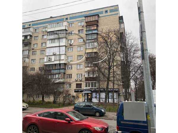 Продам 2-к квартиру Київ, Солом`янський, бульв. Чоколівський, 11. 