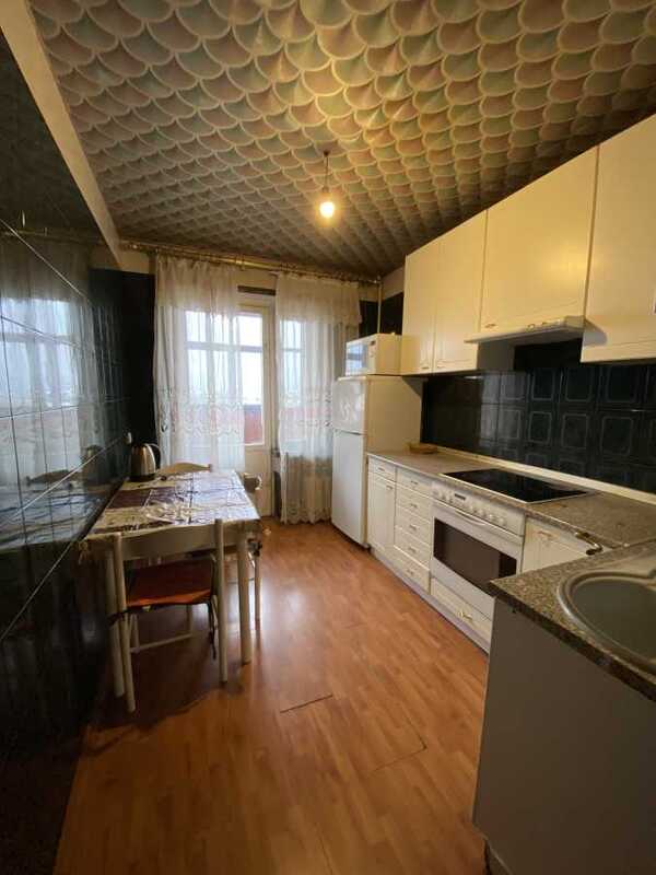 Здам довгостроково 4-к квартиру Дніпро, Центральний, Новокрымская, 5. 