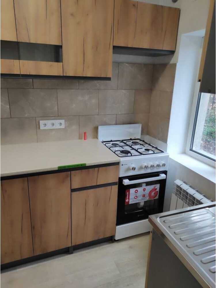 Здам довгостроково 2-к частину дома Дніпро, Соборний, Светлова, 20. 