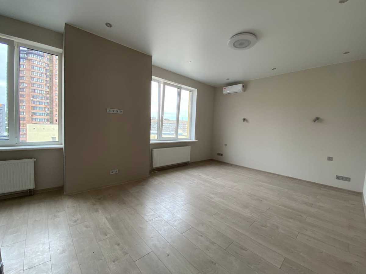 Продам 1-к квартиру Київ, Печерський, вул. Євгена Коновальця, 36е. 