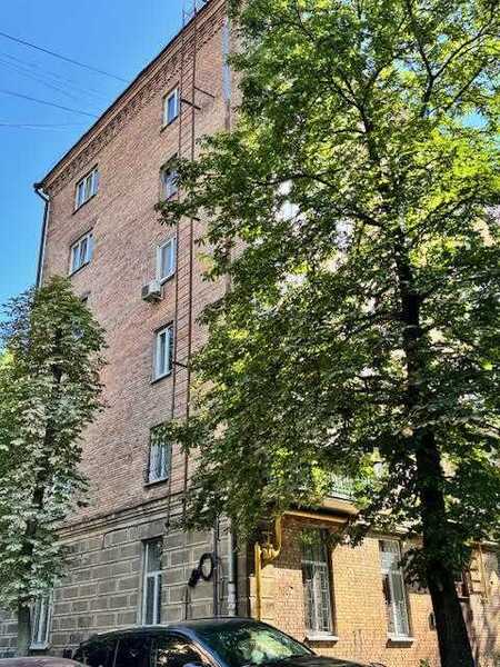 Продам  кімнату Київ, Солом`янський, просп. Повітрофлотський, 12. 