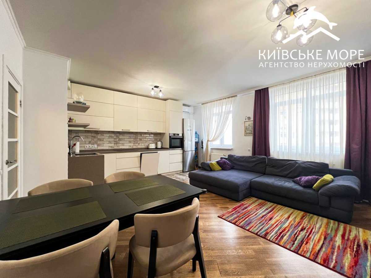 Здам довгостроково 3-к квартиру Київ, Дніпровський, вул. Воскресенська, 12В. 