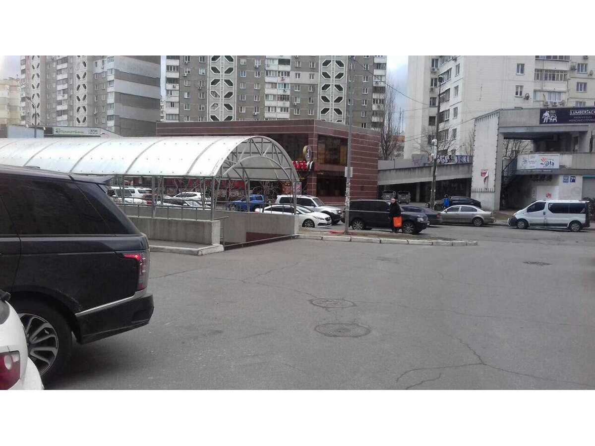 Здам довгостроково  підземний паркінг Київ, Дарницький, вул. Олександра Мишуги, 8. 