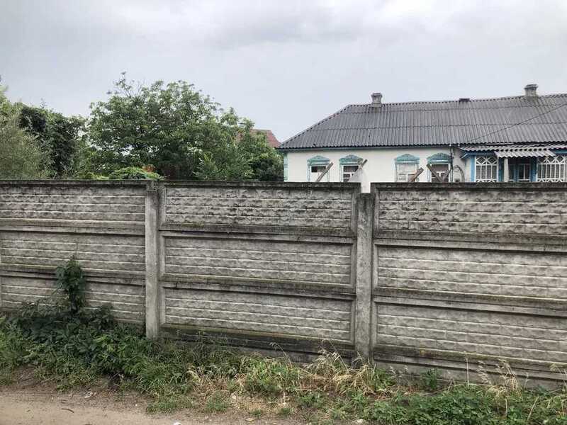 Продам  ділянку під житлову забудову Київ, Дарницький, вул. Малоземельна, 27б. 