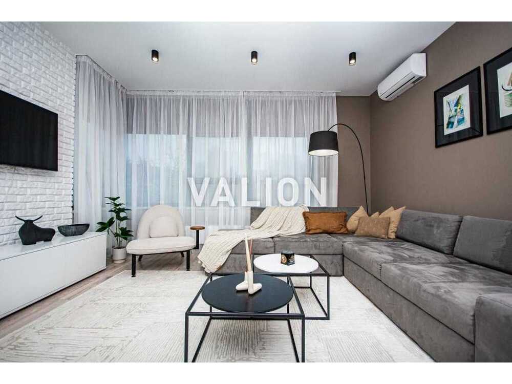 Продам 2-к квартиру Київ, Печерський, вул. Ділова, 1/2. 