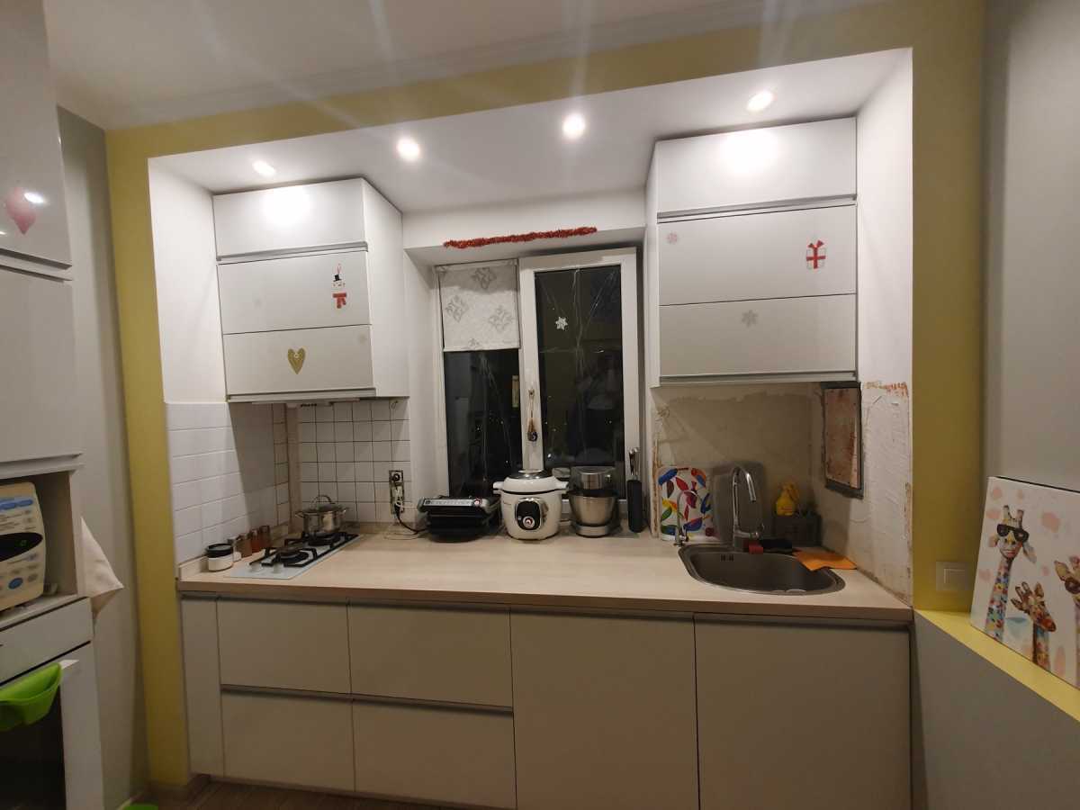 Продам 2-к квартиру Київ, Деснянський, вул. Оноре де Бальзака, 79. 