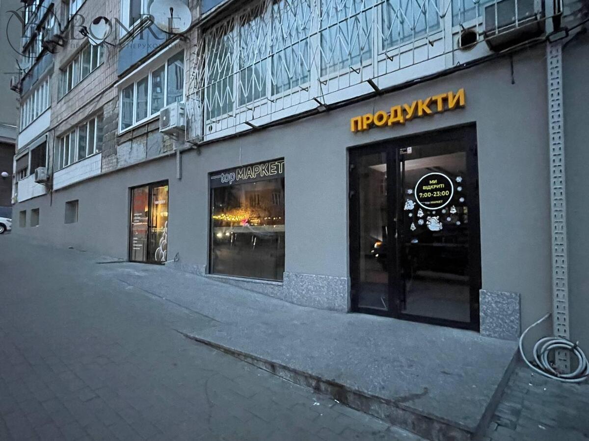 Оренда, Фасадне, Торгове, вул. Златоустівська, 90м2.