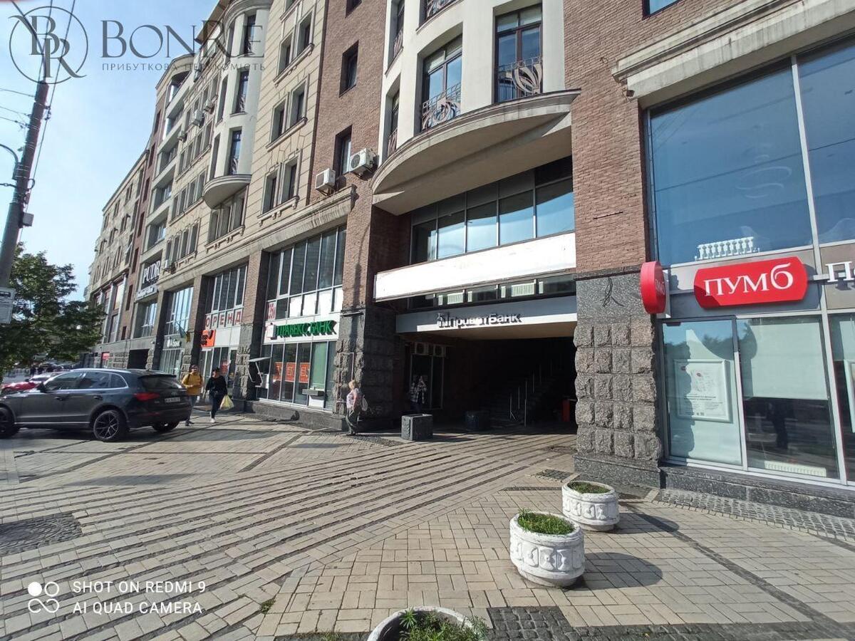 Фасадне, Торгове, Саксаганського, 235м2. БЕЗ%