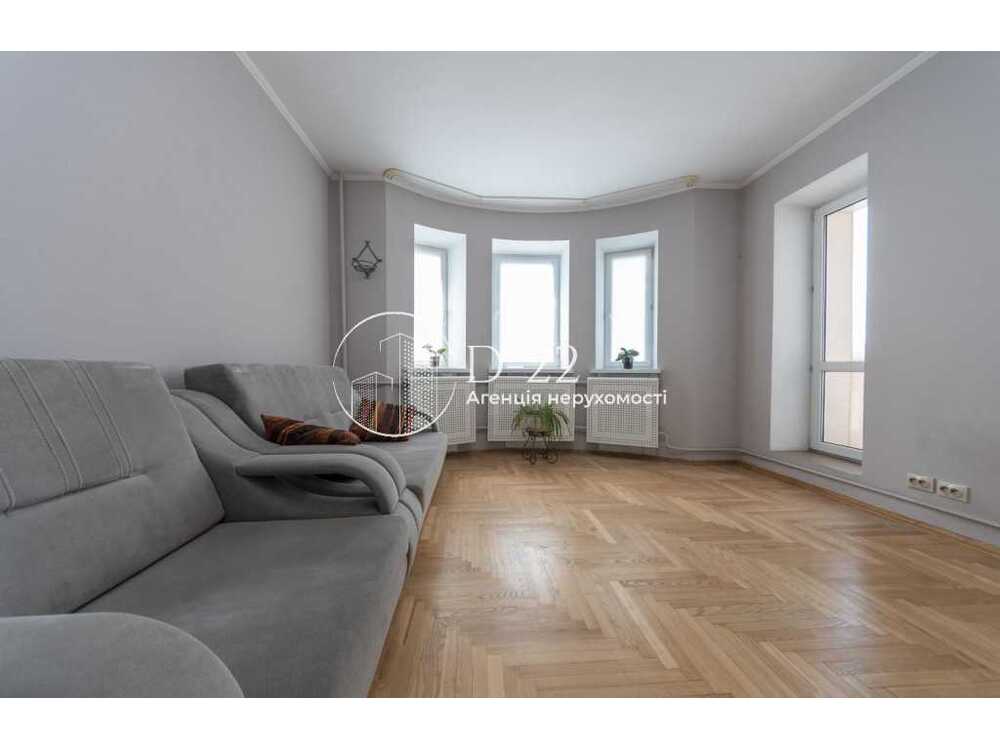 Продам 3-к квартиру Київ, Дарницький, вул. Олександра Кошиця, 7А. 