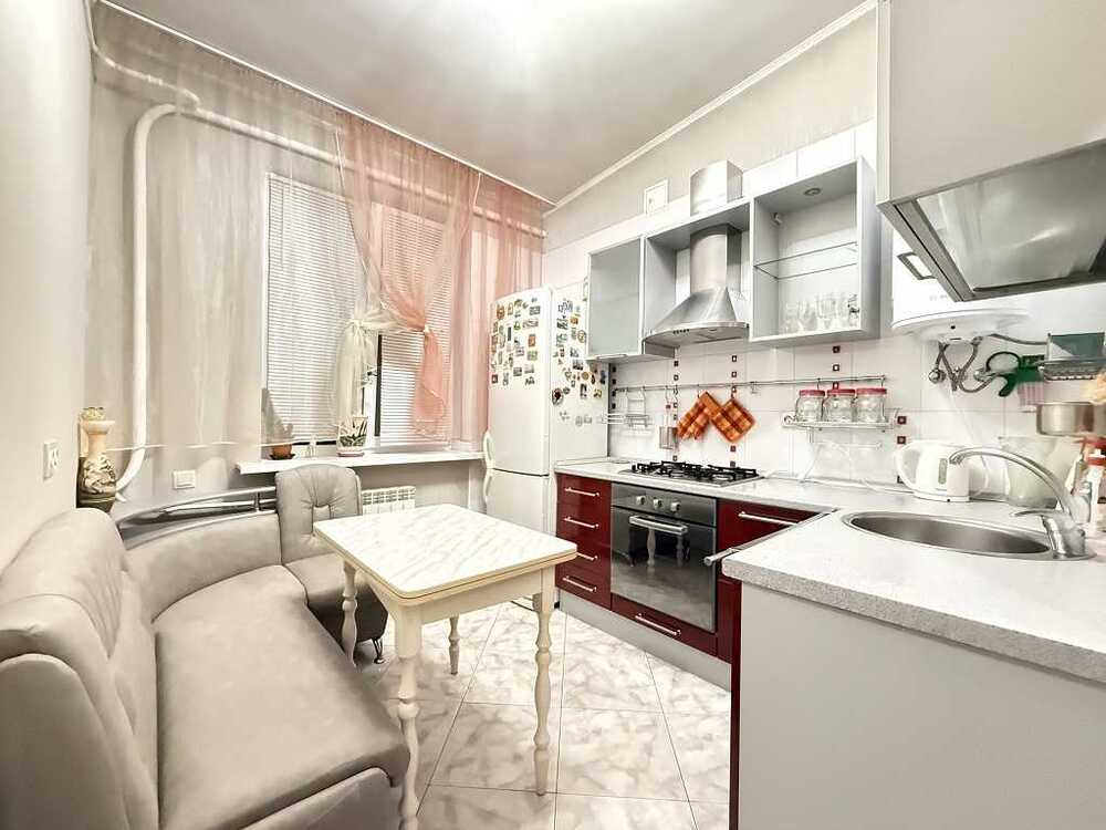 Здам довгостроково 2-к квартиру Київ, Деснянський, вул. Радистів, 55. 