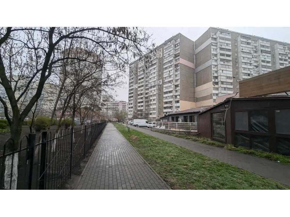 Продам 2-к квартиру Київ, Дарницький, вул. Анни Ахматової, 16В. 