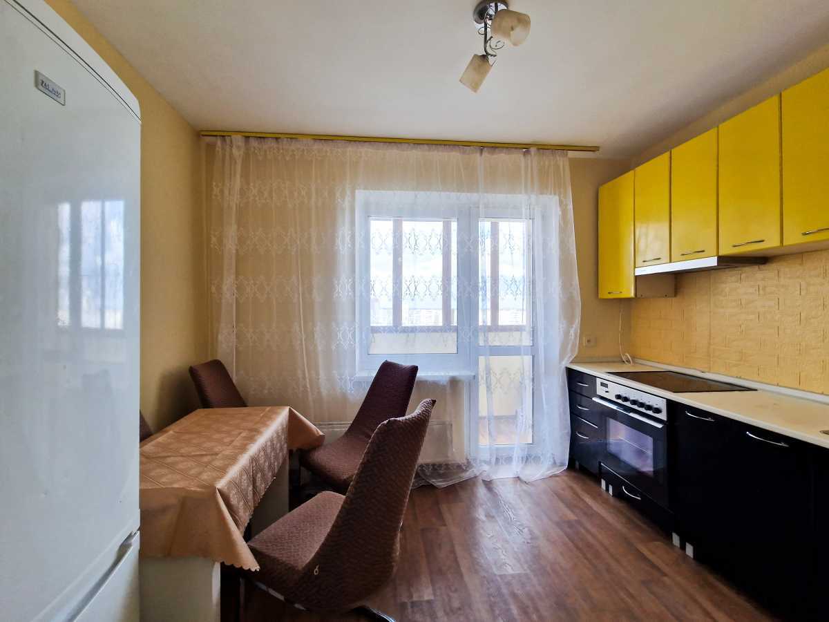 Продам 2-к квартиру Київ, Деснянський, вул. Марини Цвєтаєвої, 16в. 