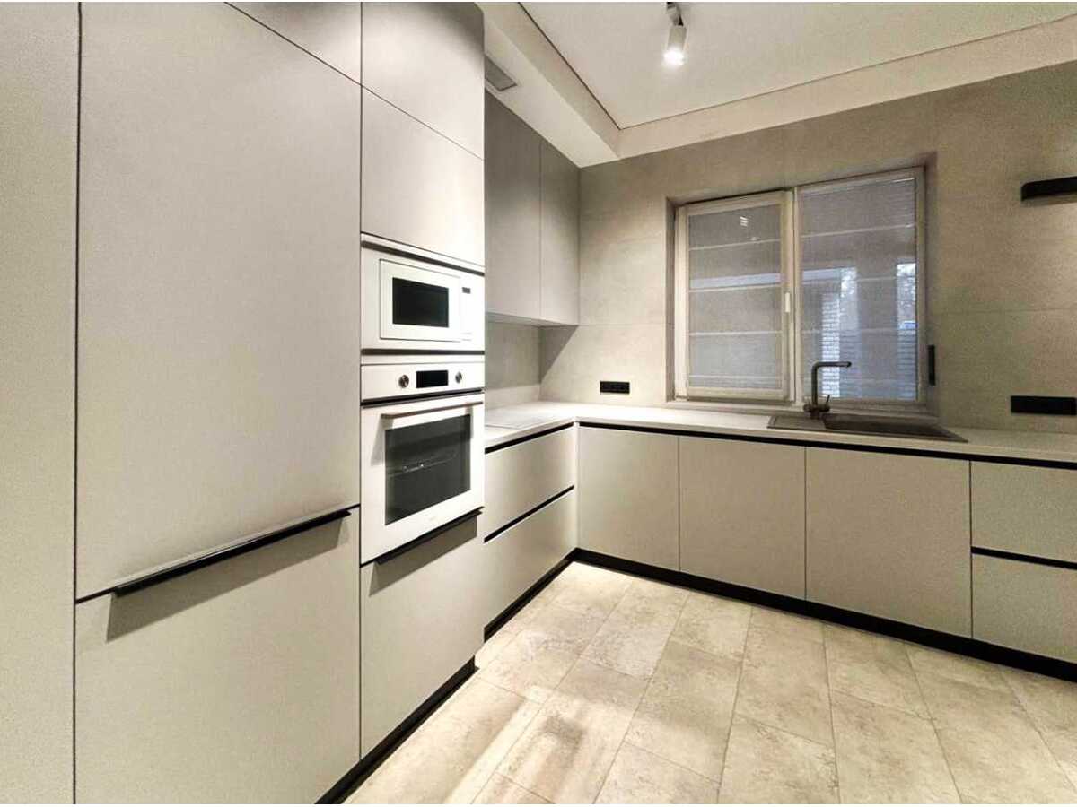 Продам 4-к котедж Бучанський, Ірпінь, Київська. 