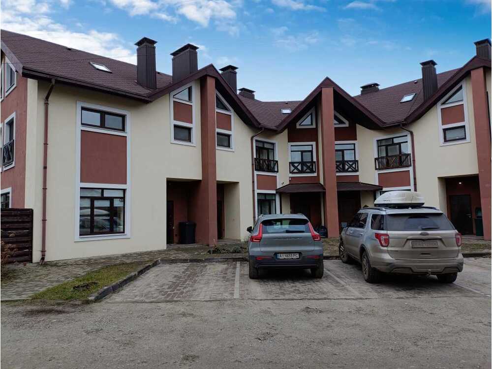 Продам 3-к таунхаус Бучанський, Ірпінь, Вишневая. 
