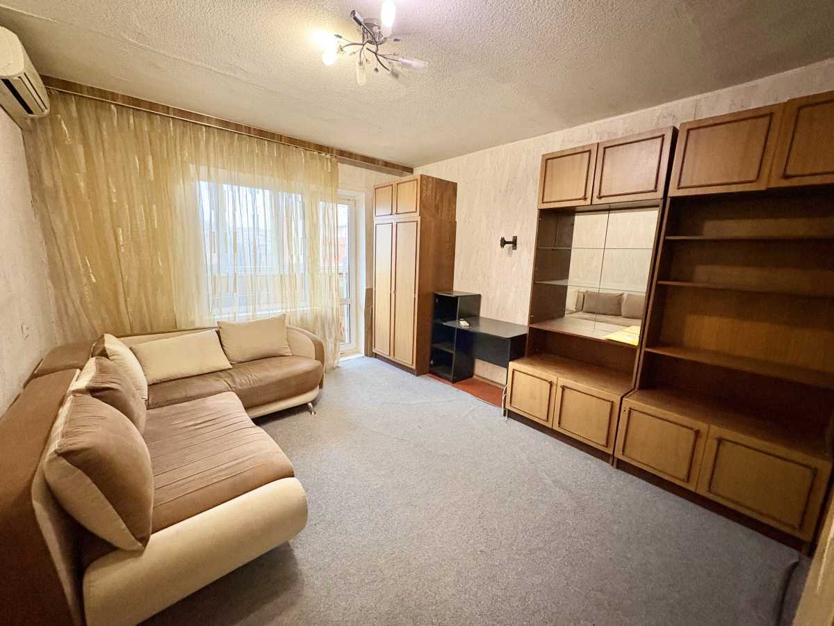 Здам довгостроково 1-к квартиру Київ, Шевченківський, пл. Лук\'янівська, 9. 