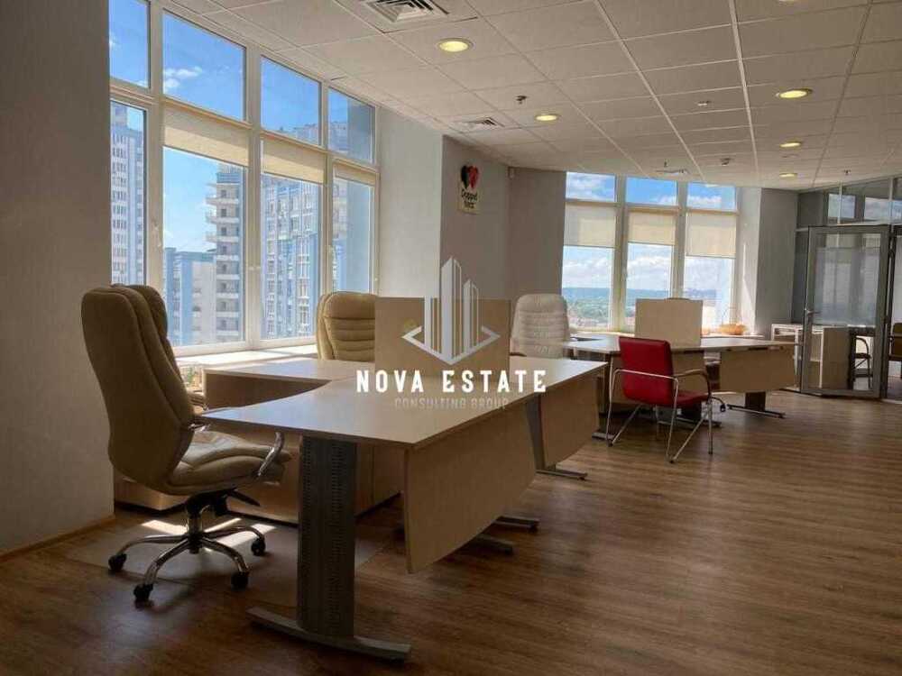 Здам довгостроково  офісне приміщення Київ, Дарницький, наб. Дніпровська, 26. 