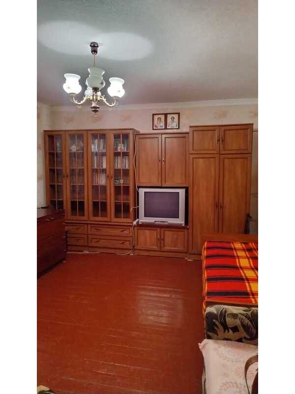 Продам 1-к квартиру Бориспільський, Бориспіль, Екскаваторна, 18. 