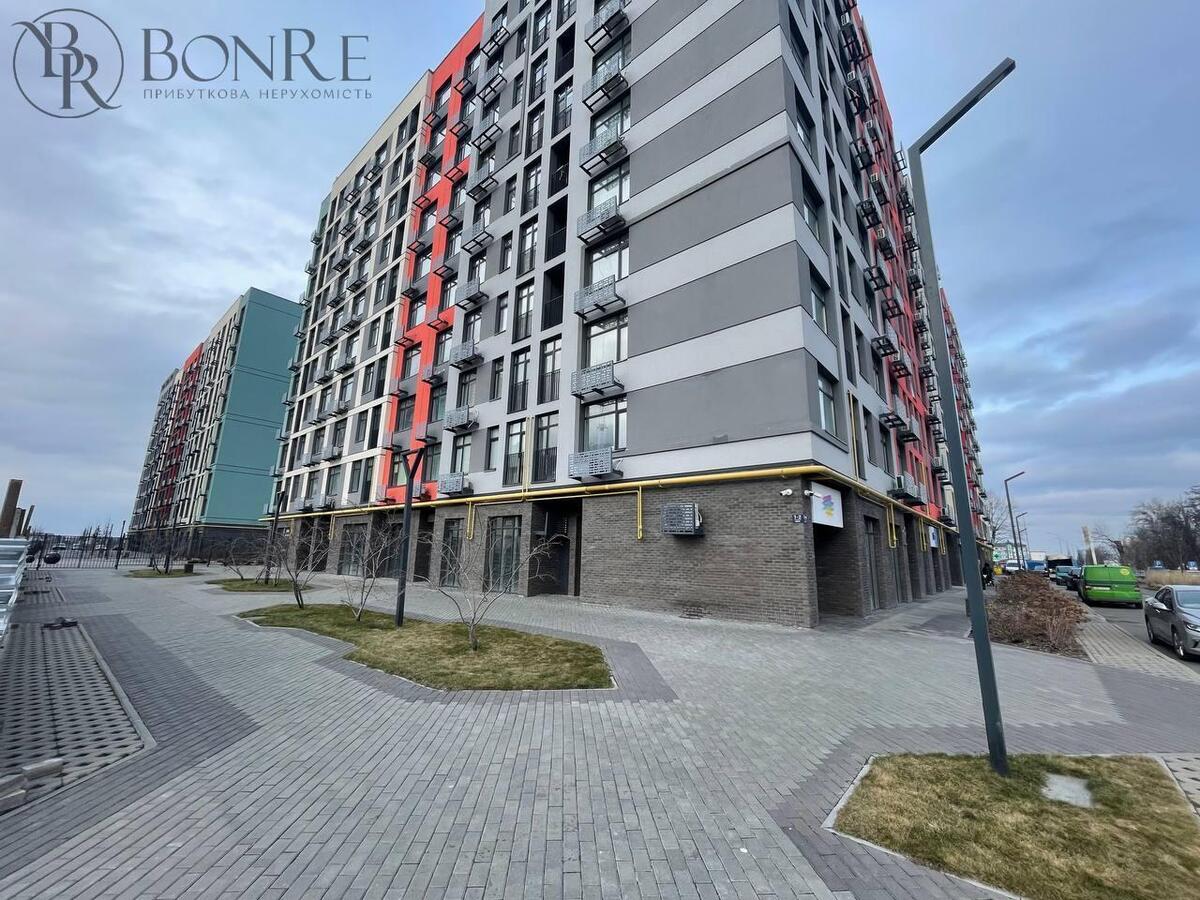 Продаж, Гатне, Оптимісто, Фасад, Торгове, 111м2 та 52м2.