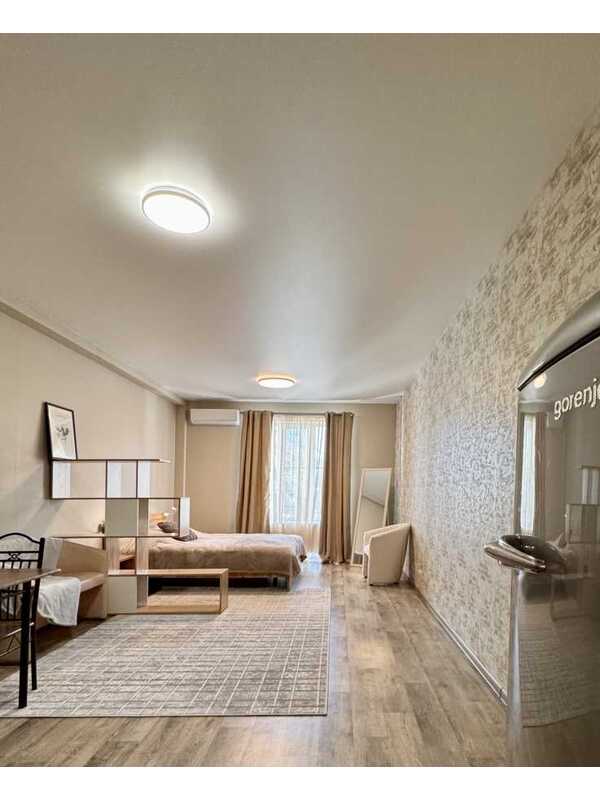 Здам довгостроково 1-к квартиру Київ, Солом`янський, вул. Михайла Максимовича, 24б. 