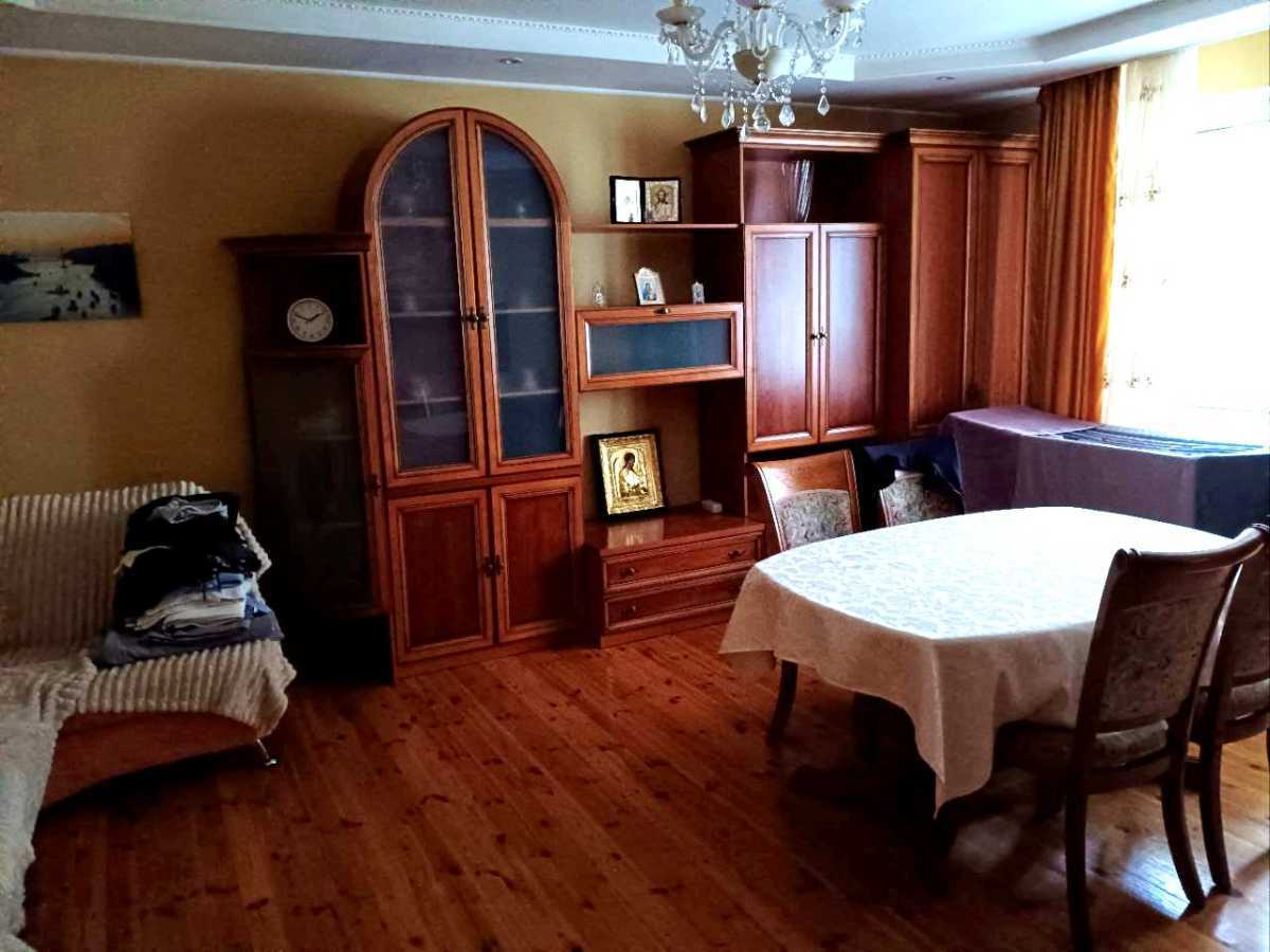 Продам 2-к квартиру Київ, Солом`янський, вул. Миколи Голего, 5. 