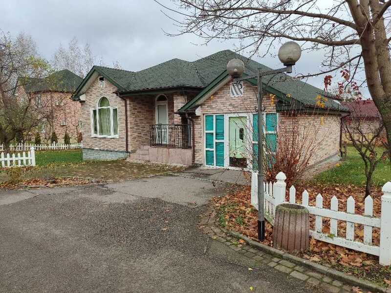 Продам 2-к дачу Фастівський, Порадівка, Нова, 7. 