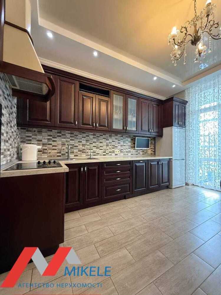 Здам довгостроково 2-к квартиру Київ, Печерський, вул. Андрія Верхогляда, 20. 