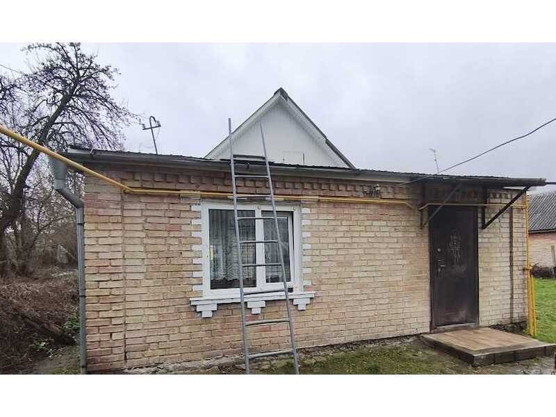 Продам 3-к частину дома Фастівський, Борова, Миру. 