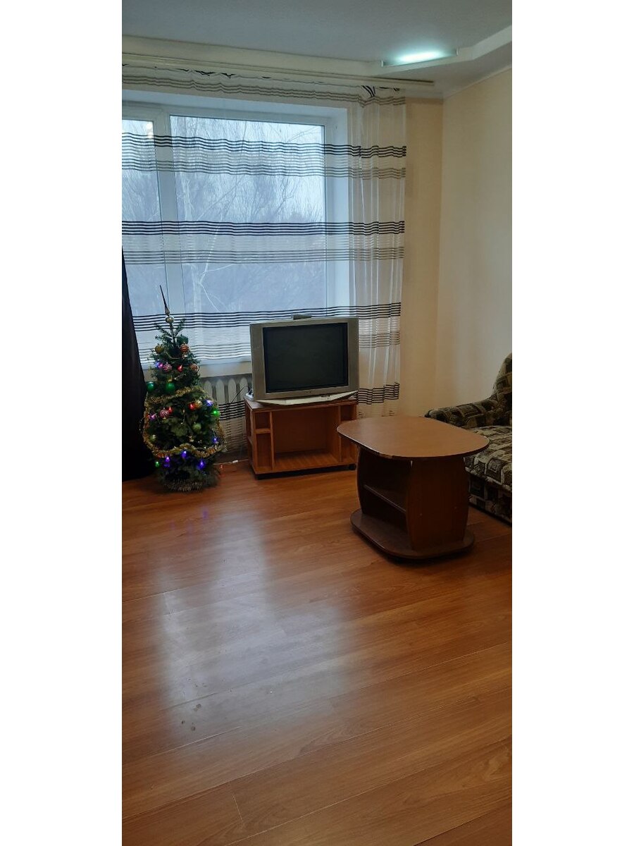 м. Дніпро. Продам 2 к. кв, вул. Антоновича (Свердлова) 57/39/5м2, 