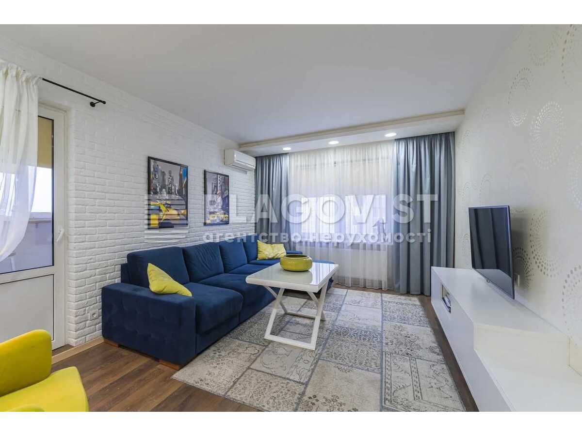 Продам 3-к квартиру Київ, Дарницький, вул. Урлівська, 24. 