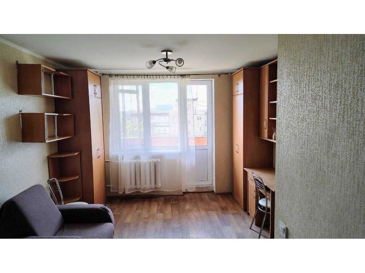 Здам довгостроково 1-к квартиру Київ, Святошинський, вул. Михайла Котельникова, 89. 