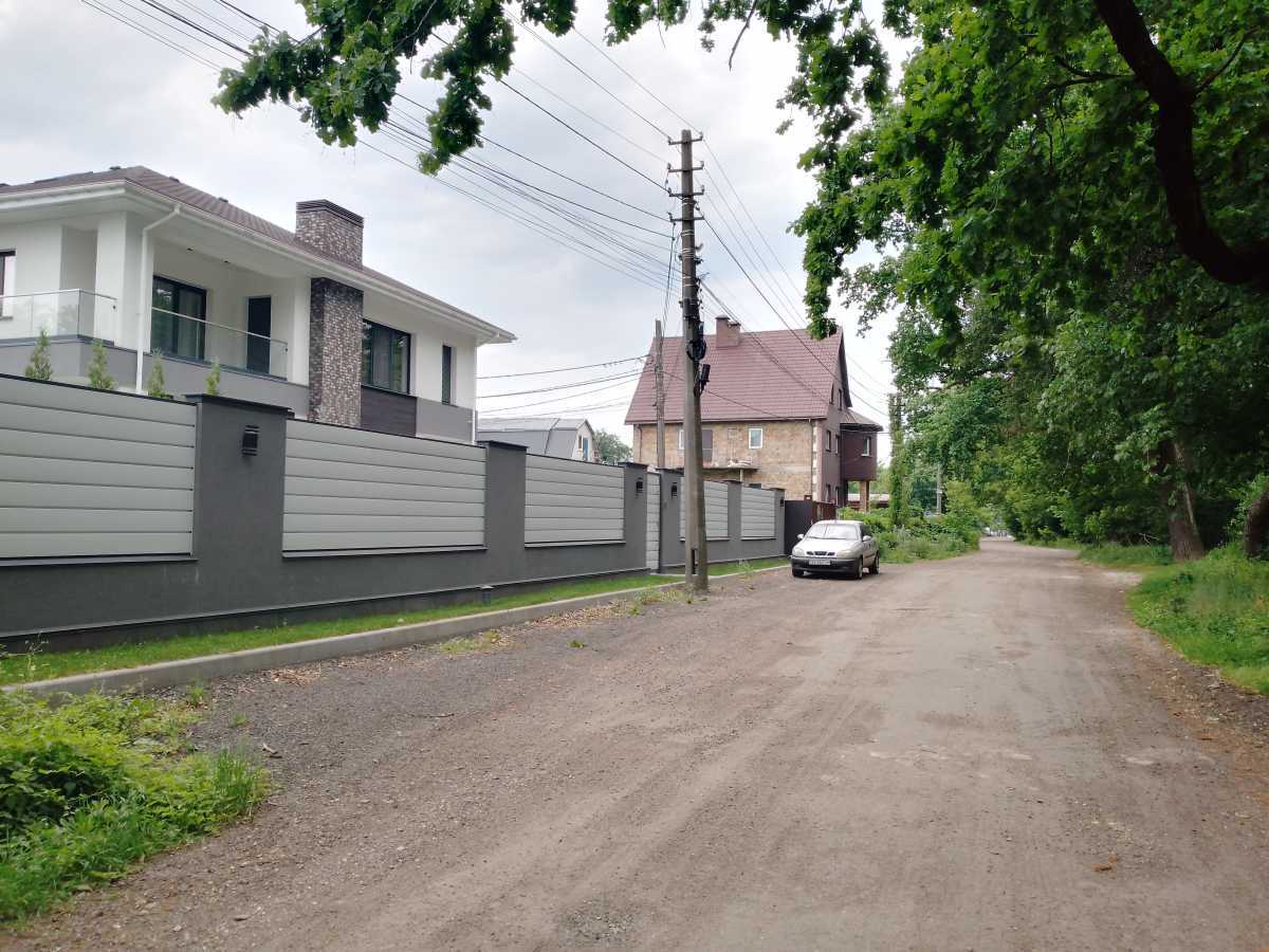 Продам  ділянку під житлову забудову Київ, Подільський, вул. Синьоозерна. 