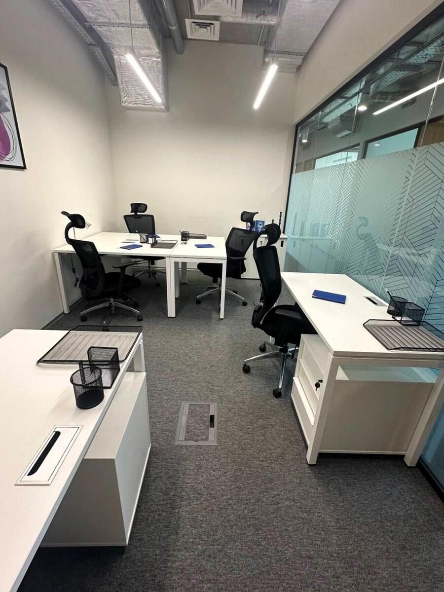 Офіс 40 м.кв. БЦ LVIV TECH CITY вул. Стрийська 48-Г Меблі Генератор