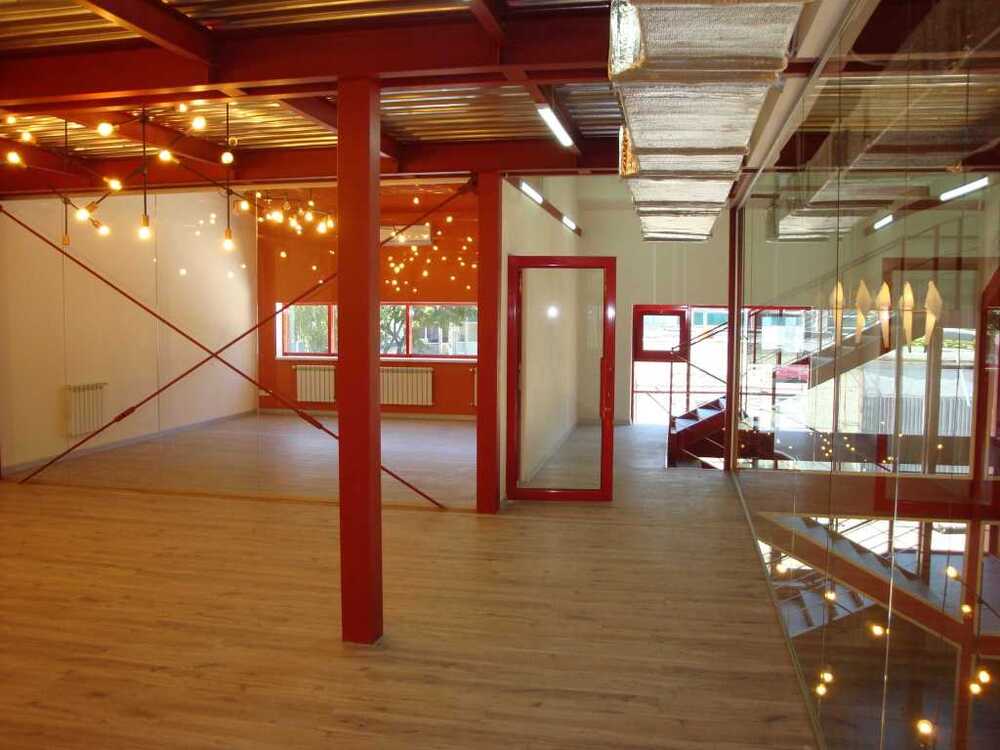 Здам довгостроково  офісне приміщення Київ, Дніпровський, вул. Євгена Сверстюка, 11Б. 