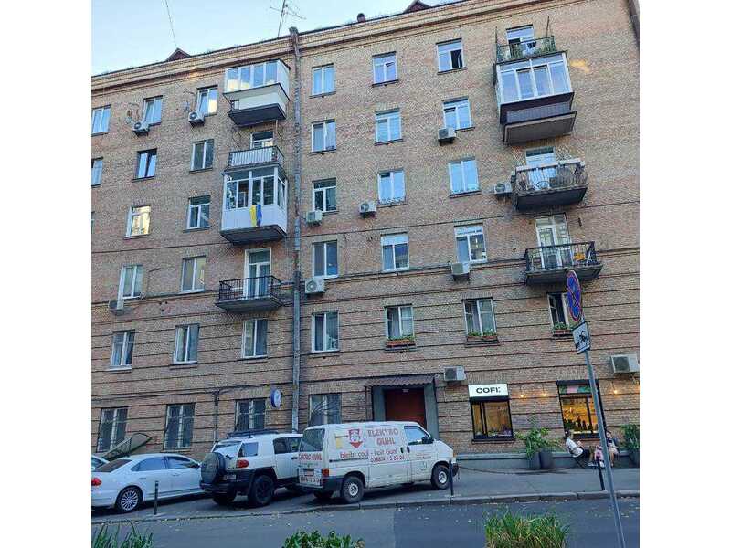 Продам  офісне приміщення Київ, Шевченківський, вул. Гоголівська, 49. 