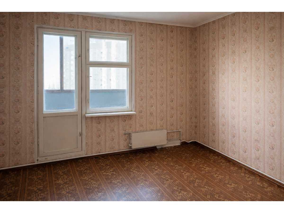 Продам 3-к квартиру Київ, Дарницький, вул. Олександра Мишуги, 3. 