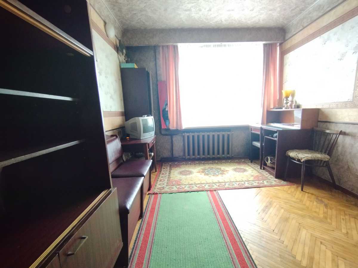 Здам довгостроково 1-к квартиру Київ, Деснянський, вул. Мілютенка, 3. 