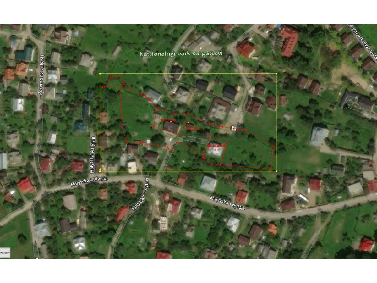 80сот в центр частині Яремче під забудову ЖК