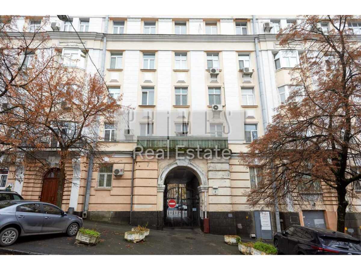 Здам довгостроково  офісне приміщення Київ, Печерський, вул. Лютеранська, 4. 