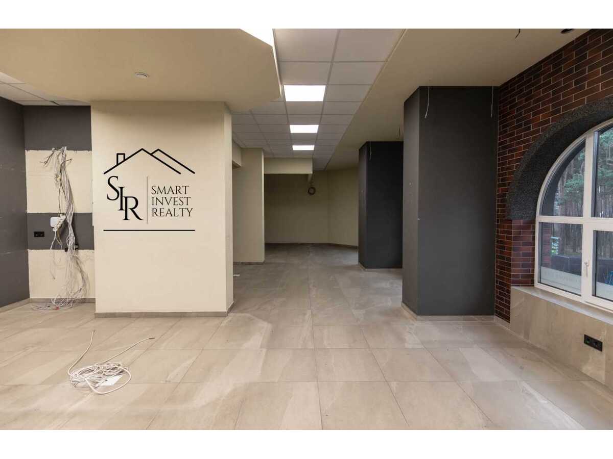 Продам  офісне приміщення Київ, Деснянський, вул. Радистів, 14. 