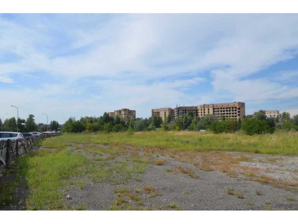 Продам  ділянку під житлову забудову Київ, Деснянський, вул. Милославська. 