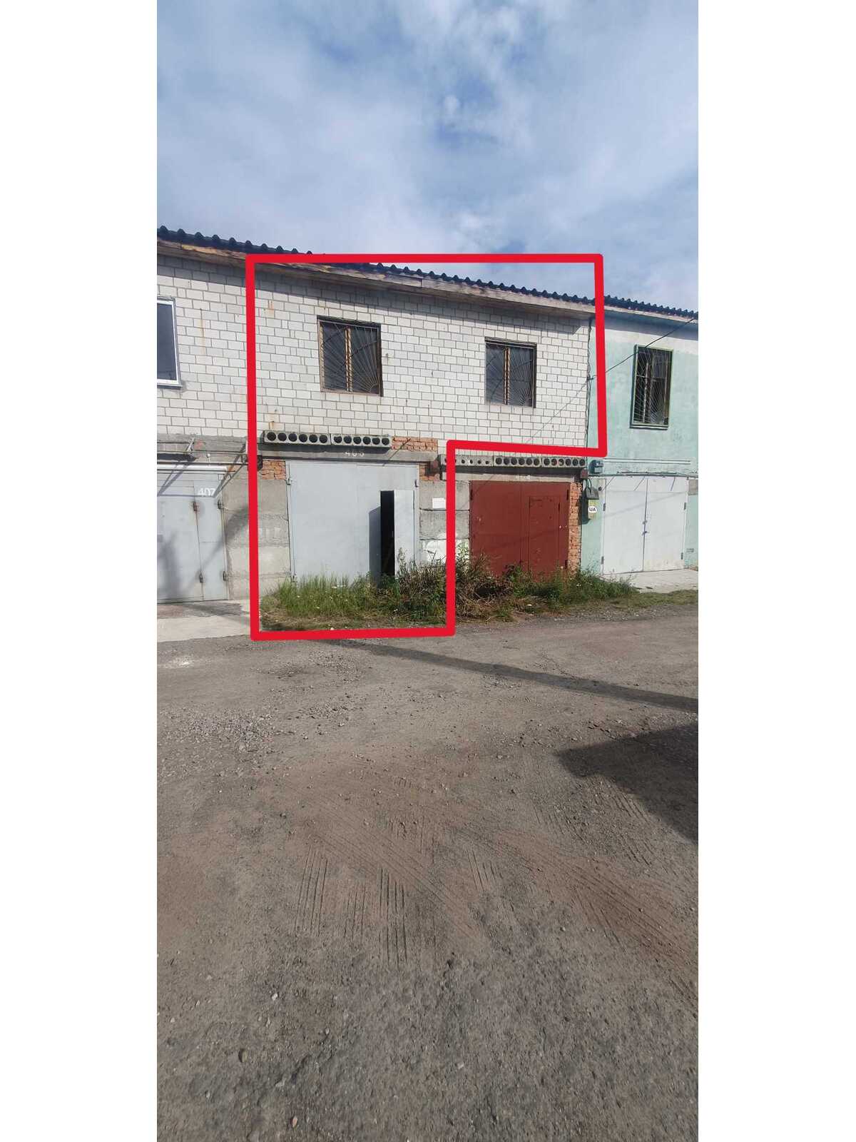 Продам  окремий гараж Київ, Голосіївський, вул. Полковника Потєхіна, 3-5. 