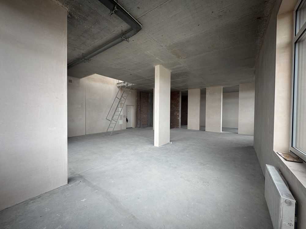 Продам 5-к квартиру Київ, Оболонський, просп. Оболонський, 6/А. 